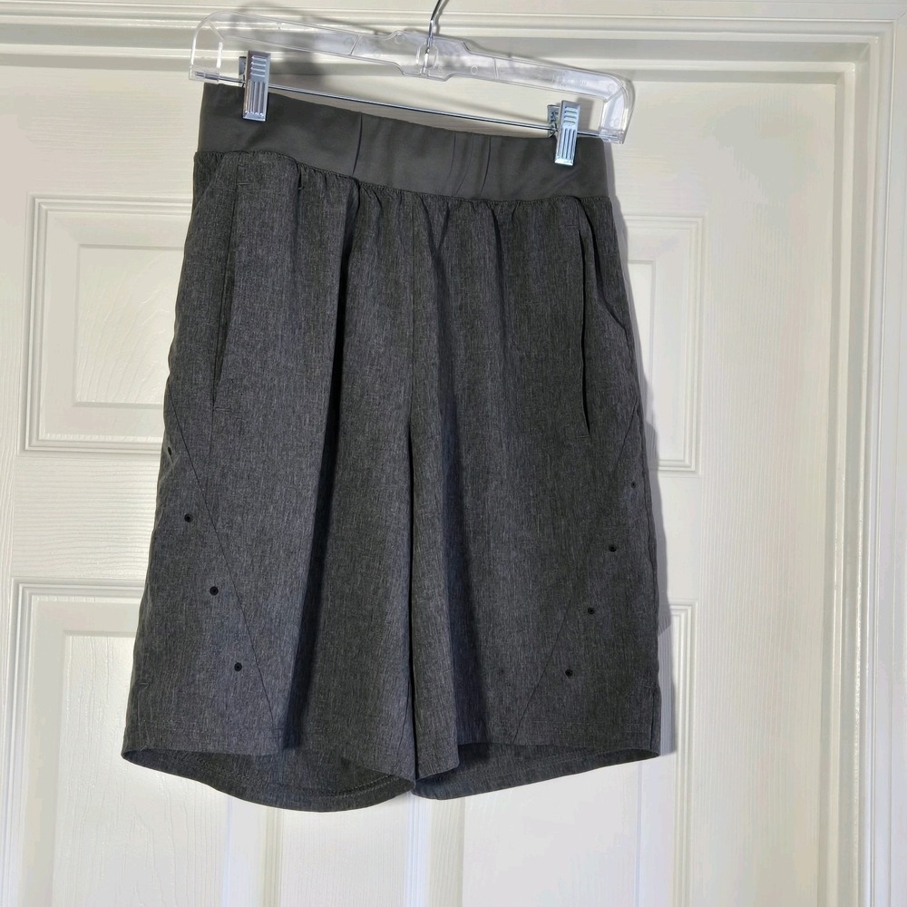 Champion Dark Gray Shorts Mens Size Small Pockets Drawstring Technical‎ Fabric - Picture 6 of 6